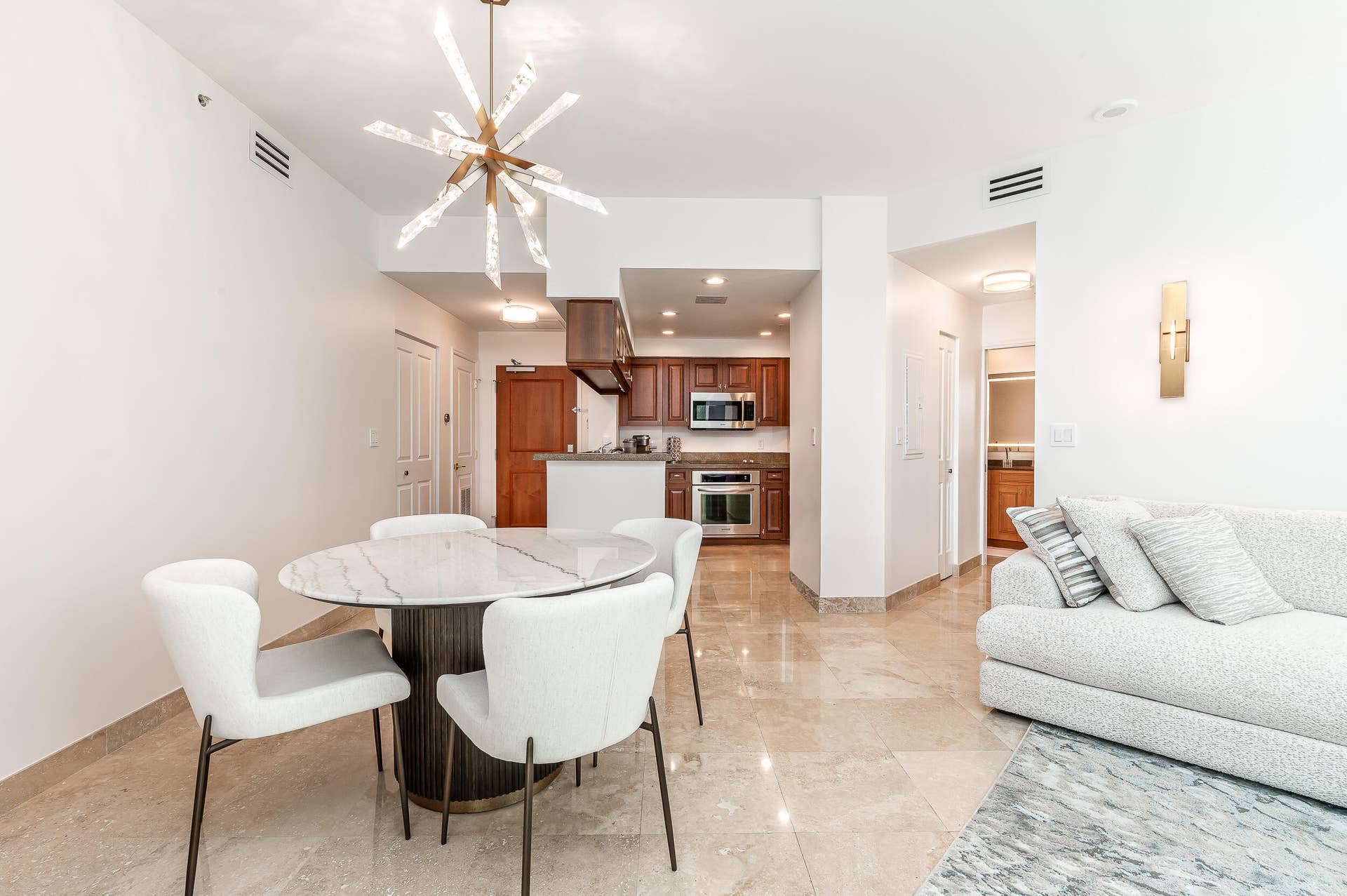 347 N New River Drive E, Fort Lauderdale, FL 33301 Dining Room
