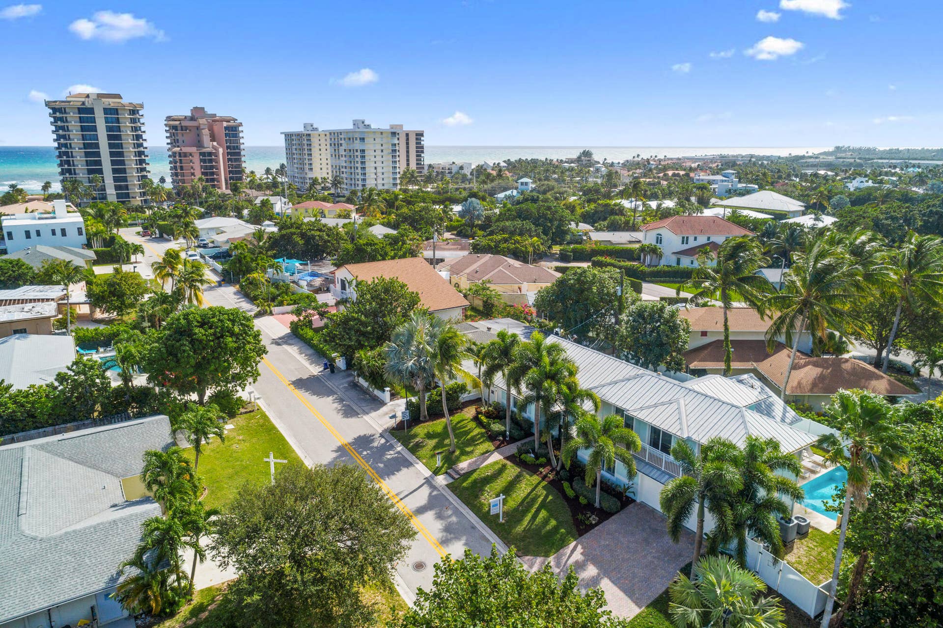 490 Mars Way, Juno Beach, FL 33408 490 Mars Way (2)