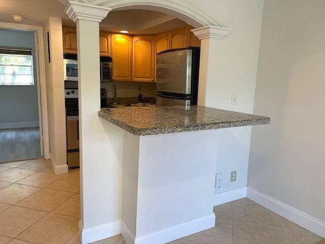 901 NE 3rd Street, #203, Fort Lauderdale, FL 33301 IMG_2365