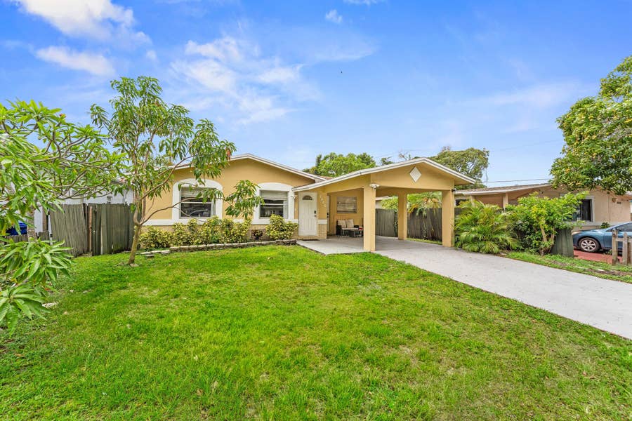 Property photo for 2640 NW 14th Court, Fort Lauderdale, FL