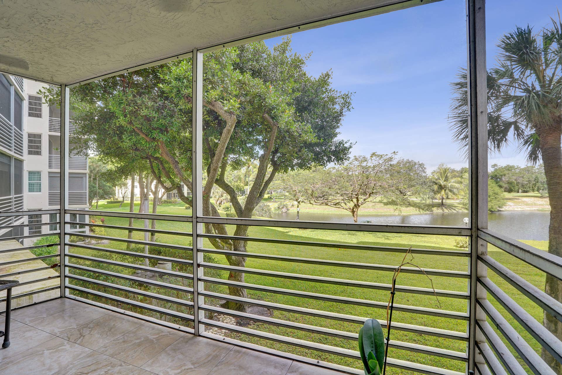 3499 Oaks Way, #Unit 205, Pompano Beach, FL 33069 DSC00222