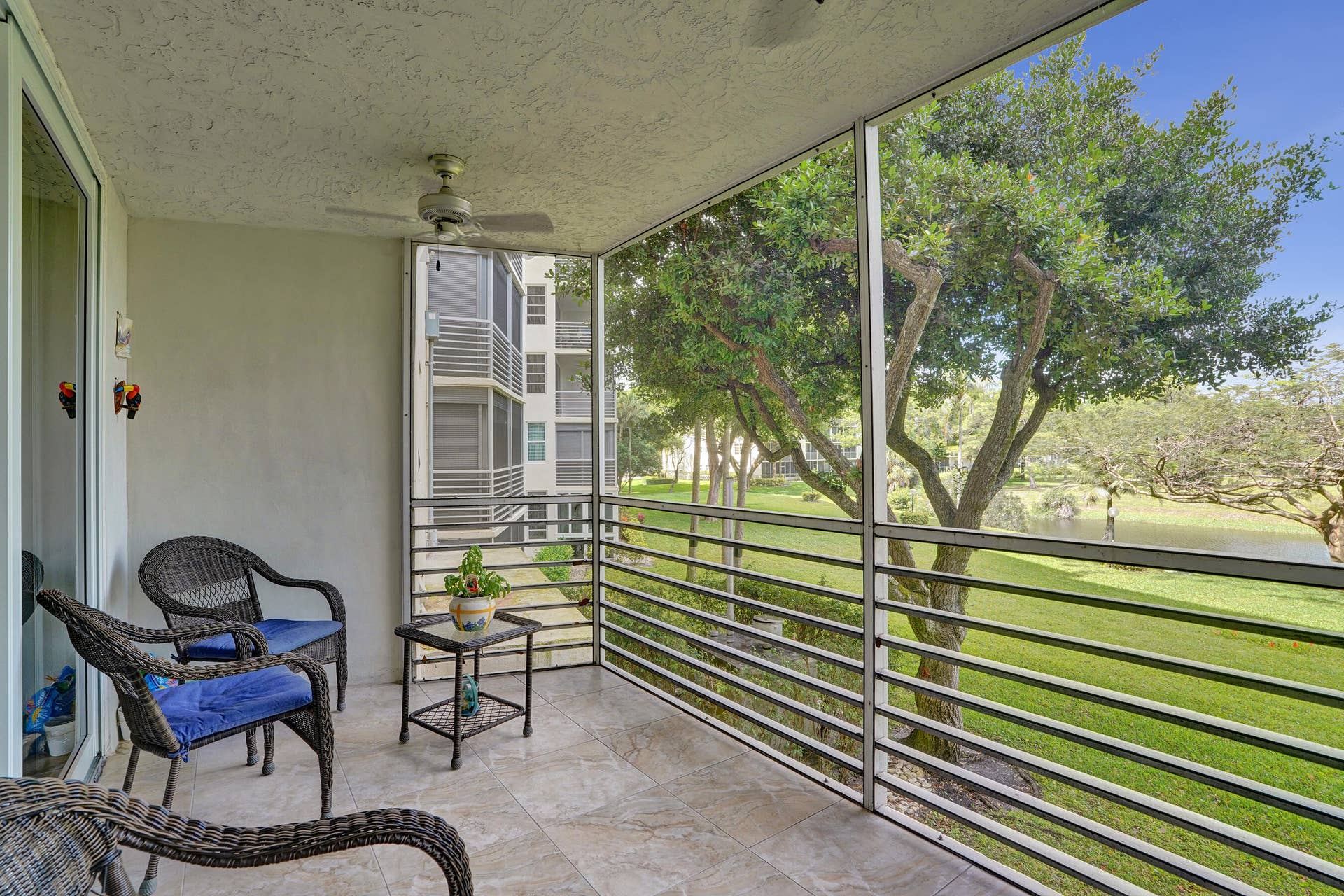 3499 Oaks Way, #Unit 205, Pompano Beach, FL 33069 DSC00219