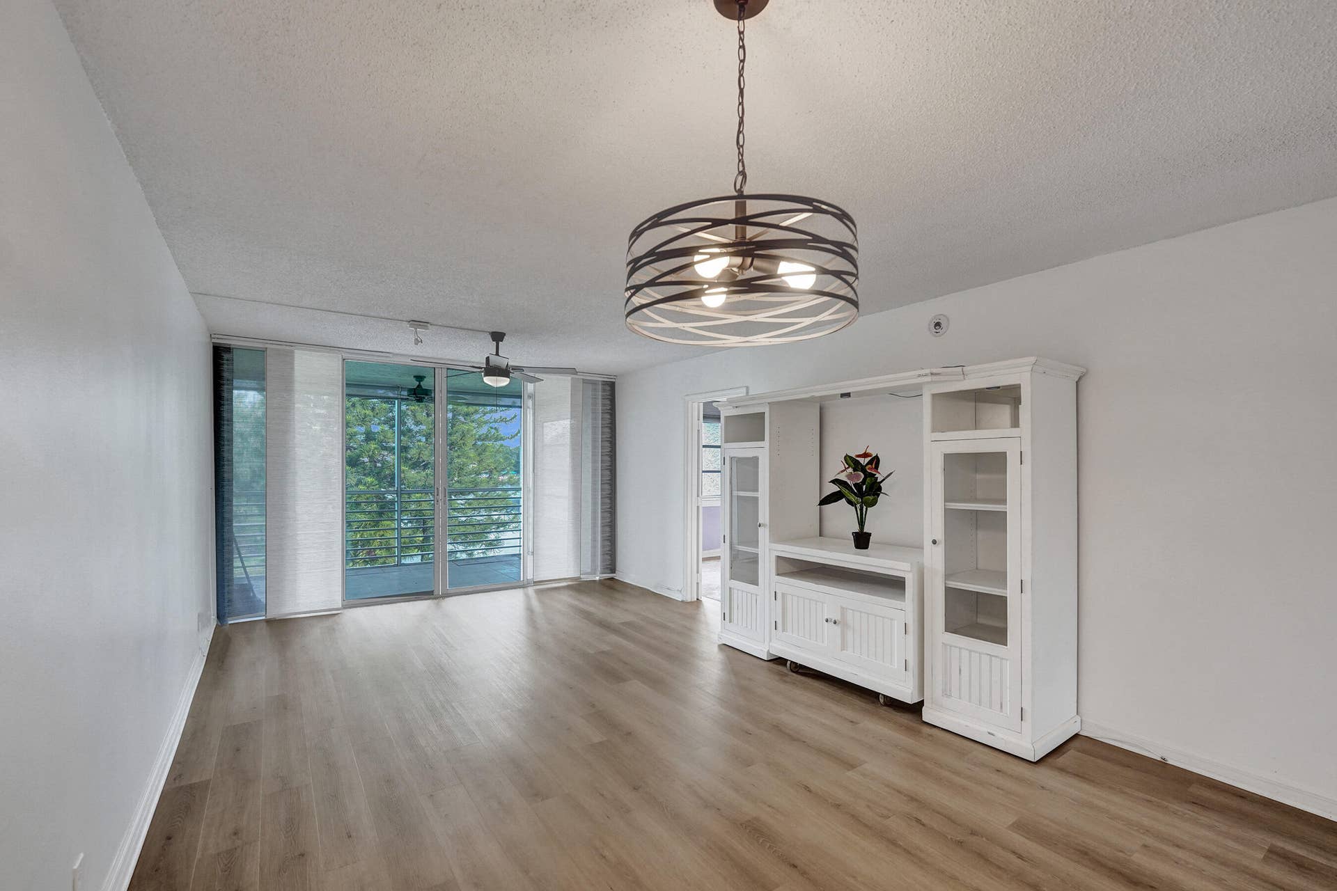 9470 Poinciana Place, #308, Davie, FL 33324 DSC09835