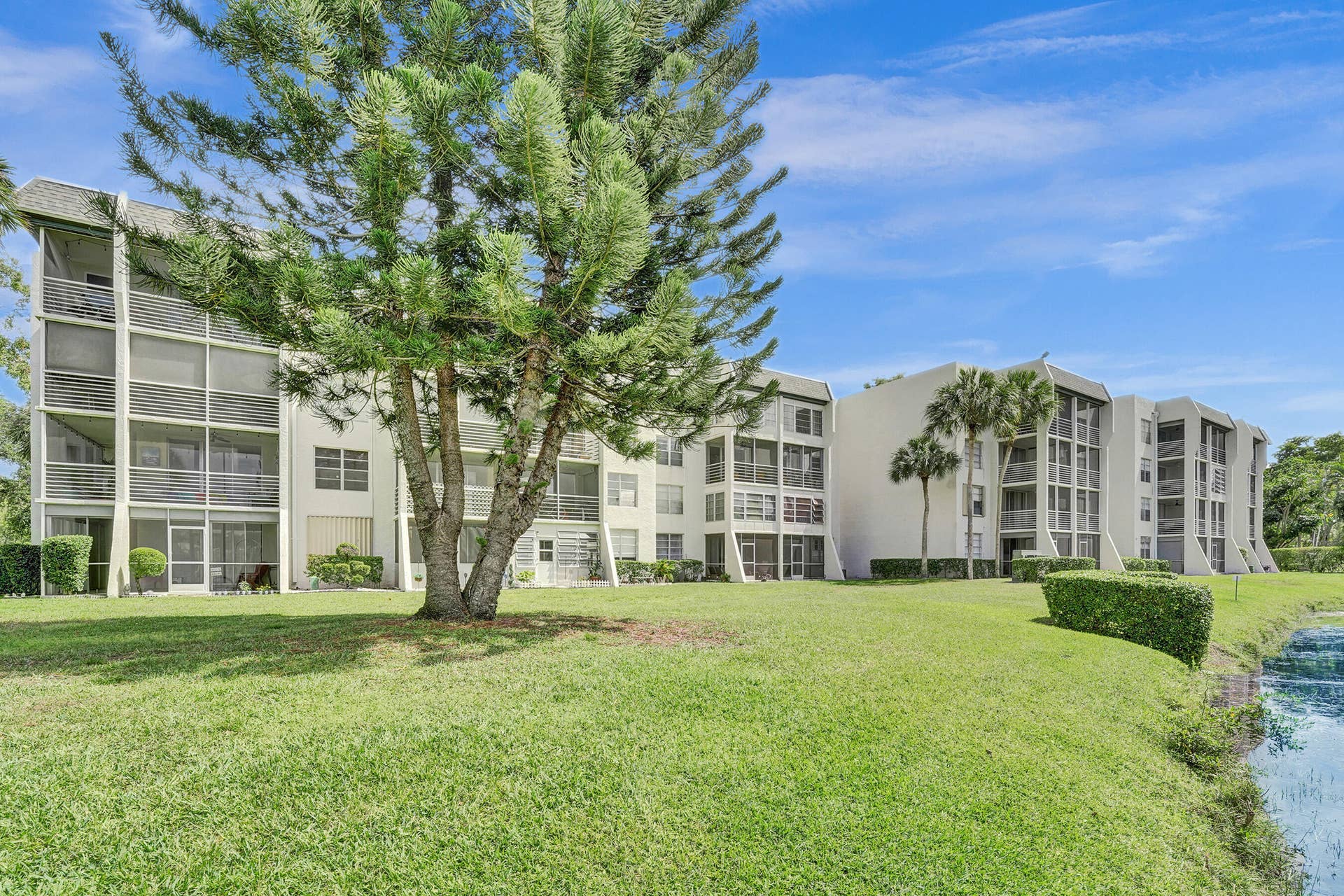 9470 Poinciana Place, #308, Davie, FL 33324 DSC02245