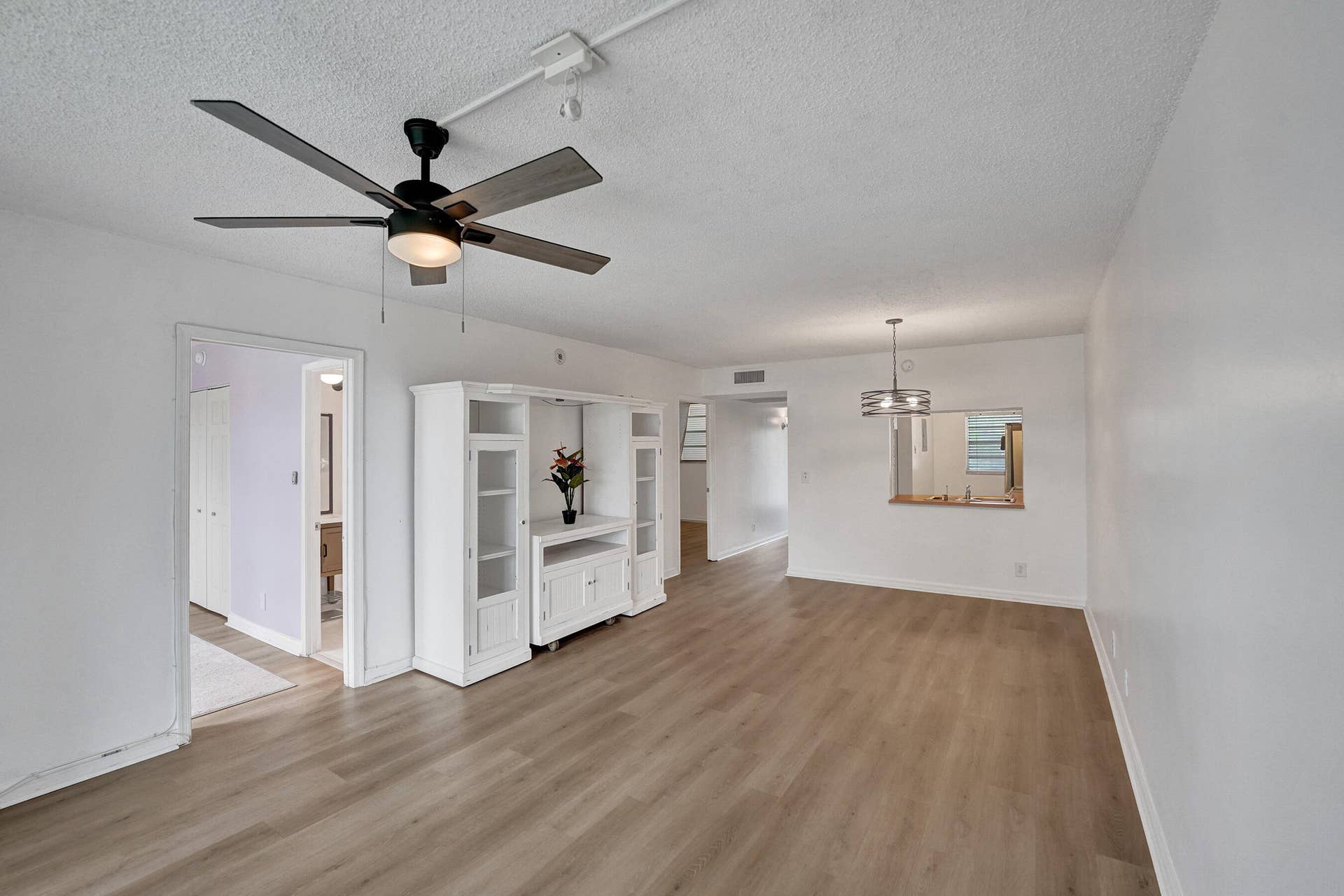 9470 Poinciana Place, #308, Davie, FL 33324 DSC09847