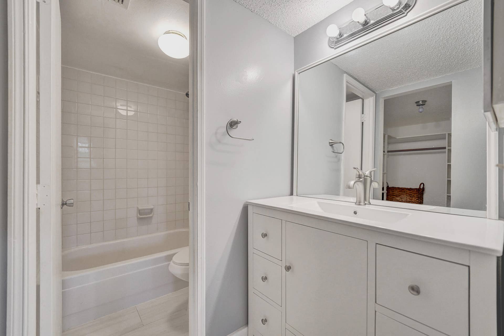 9470 Poinciana Place, #308, Davie, FL 33324 DSC09892