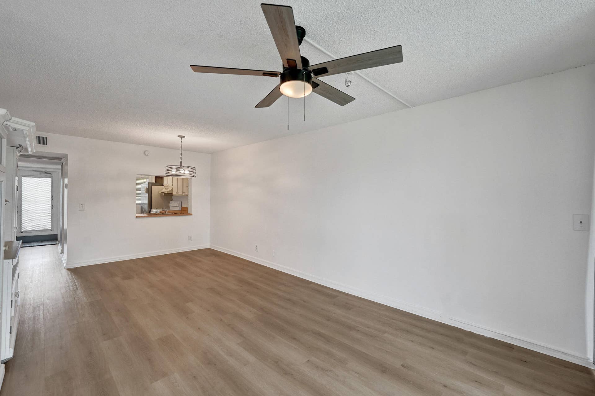 9470 Poinciana Place, #308, Davie, FL 33324 DSC09853