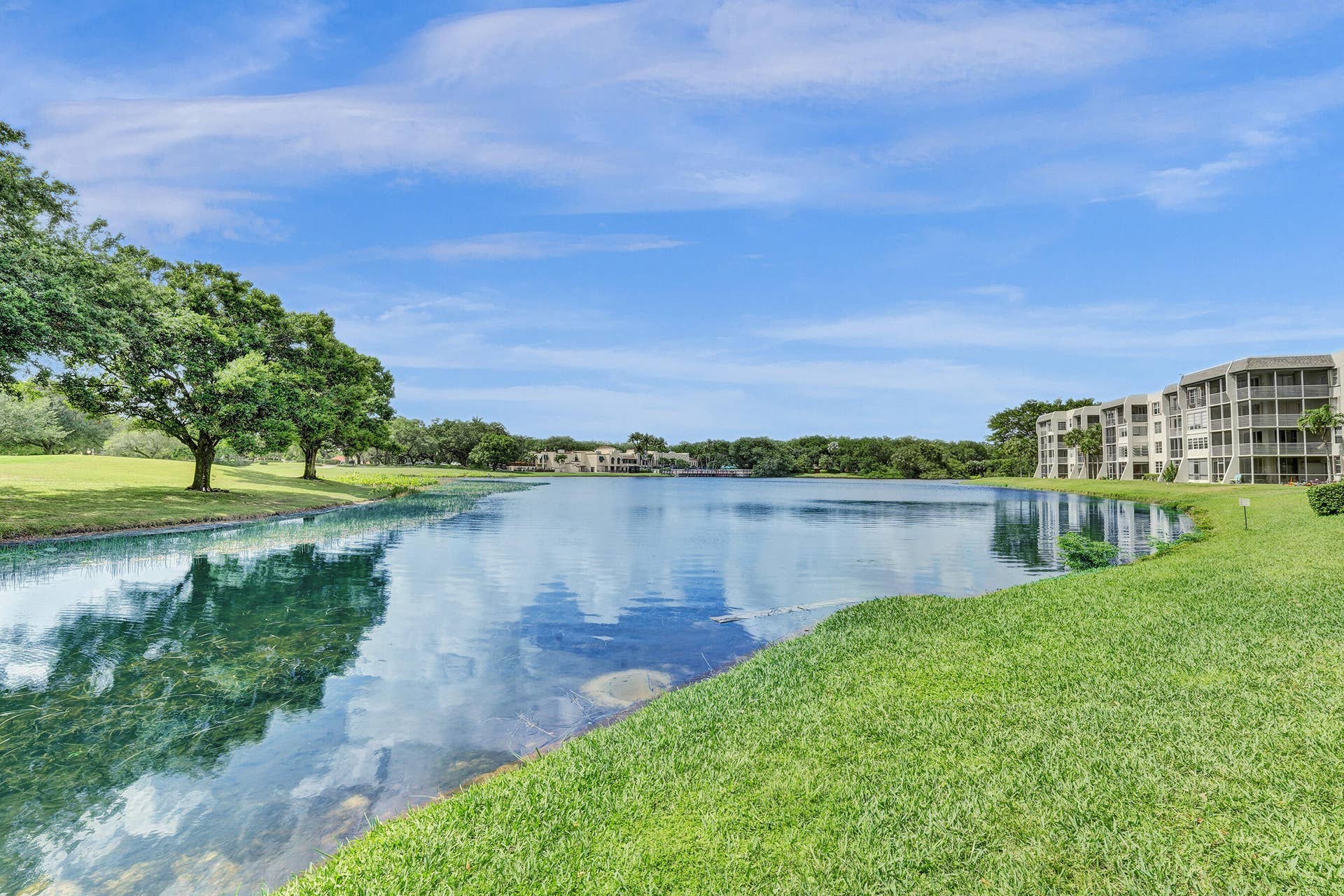 9470 Poinciana Place, #308, Davie, FL 33324 DSC02248