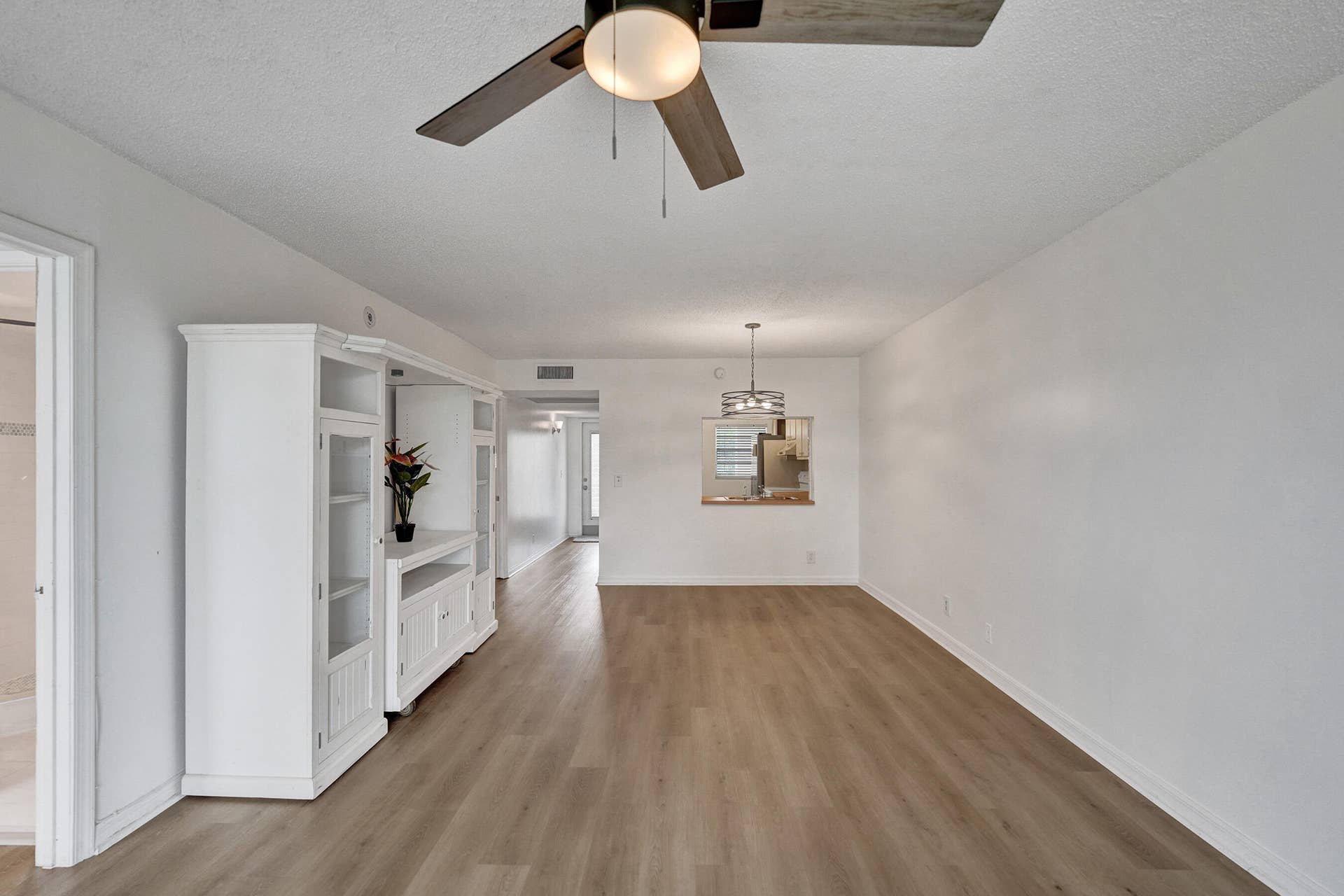 9470 Poinciana Place, #308, Davie, FL 33324 DSC09850