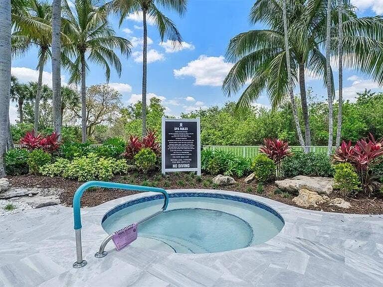 hot-tub-community