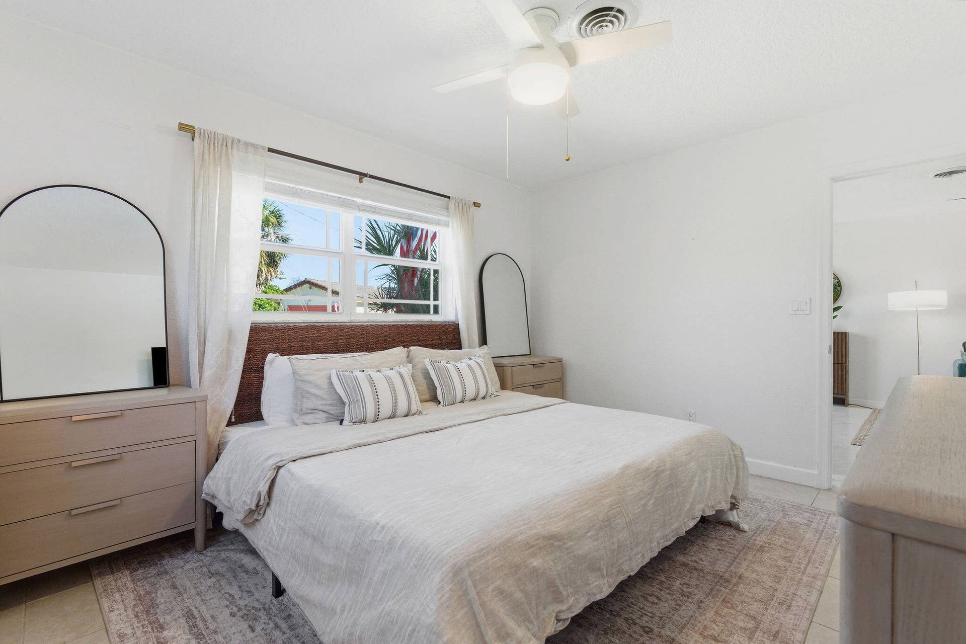 1850 SE 7th Street, #B, Pompano Beach, FL 33060 DSC01474