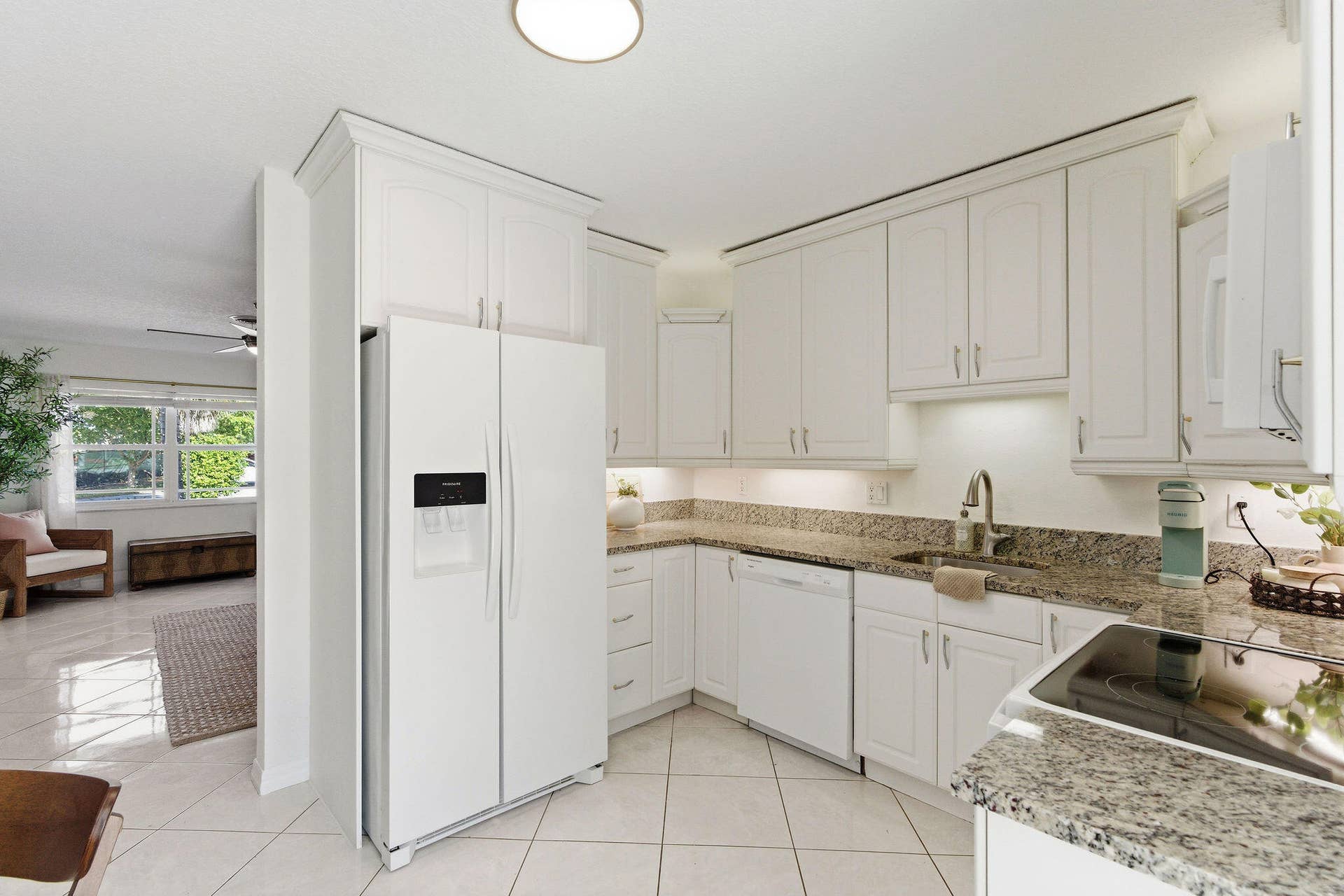 1850 SE 7th Street, #B, Pompano Beach, FL 33060 DSC01439