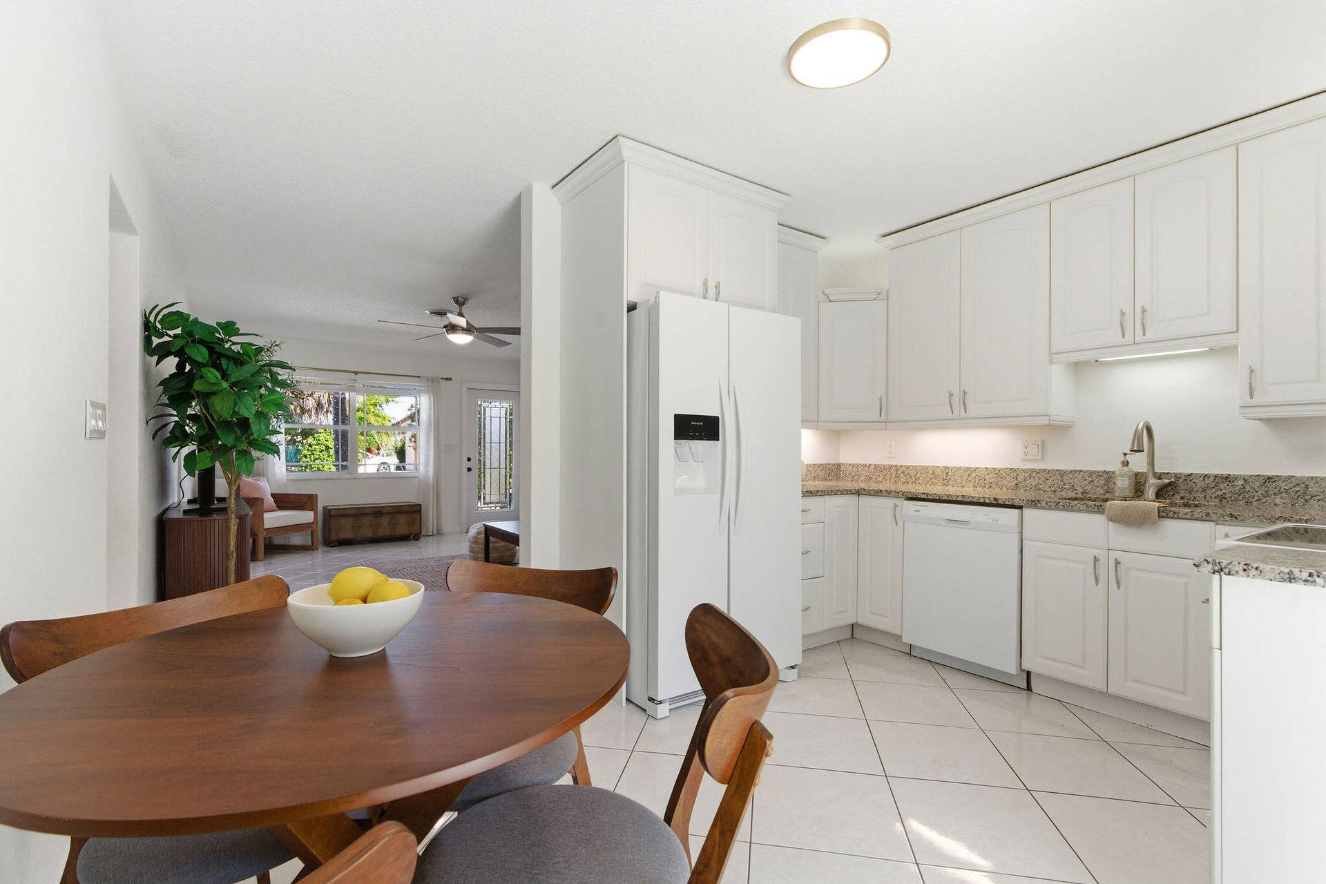 1850 SE 7th Street, #B, Pompano Beach, FL 33060 DSC01432