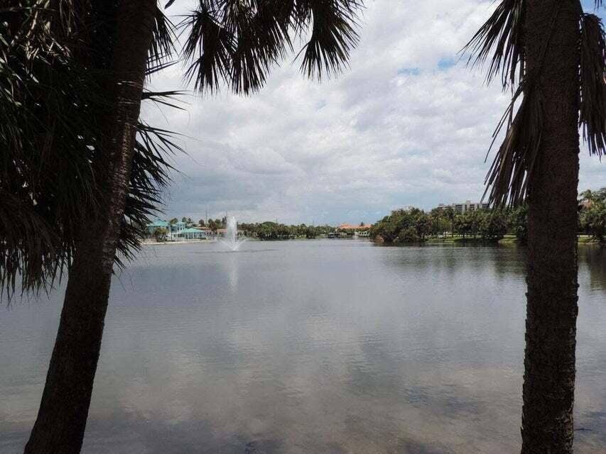 20 Celestial Way, #105, Juno Beach, Juno Beach, FL 33408 Pelican Lake