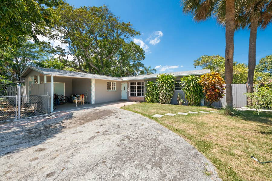 Property photo for 101 NW 18th Street, Pompano Beach, FL