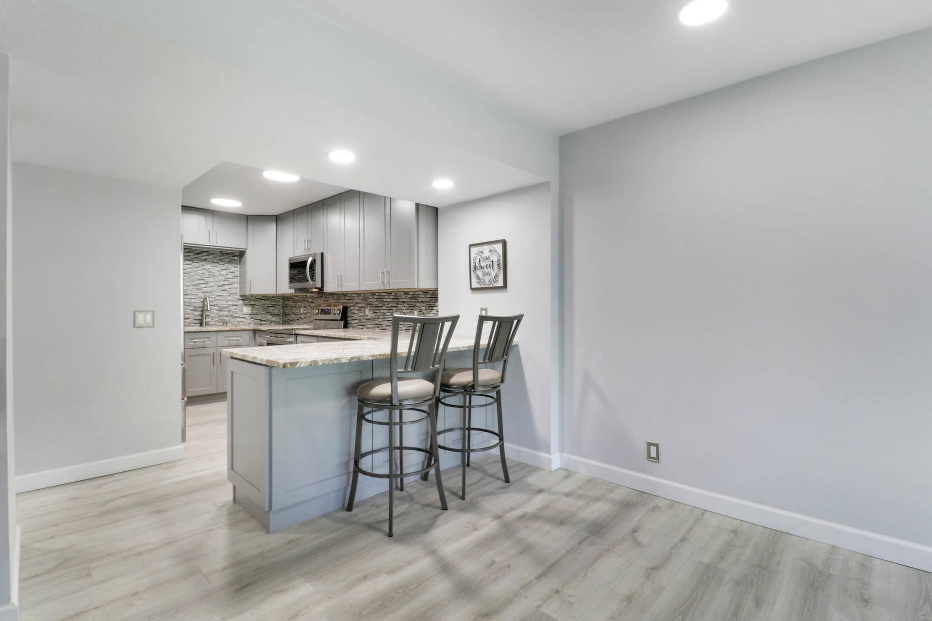 384 Golfview Road, #D, North Palm Beach, FL 33408 kitchen/Dining