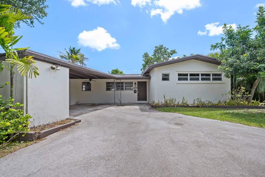 Property photo for 1308 SW 9th Avenue, Fort Lauderdale, FL