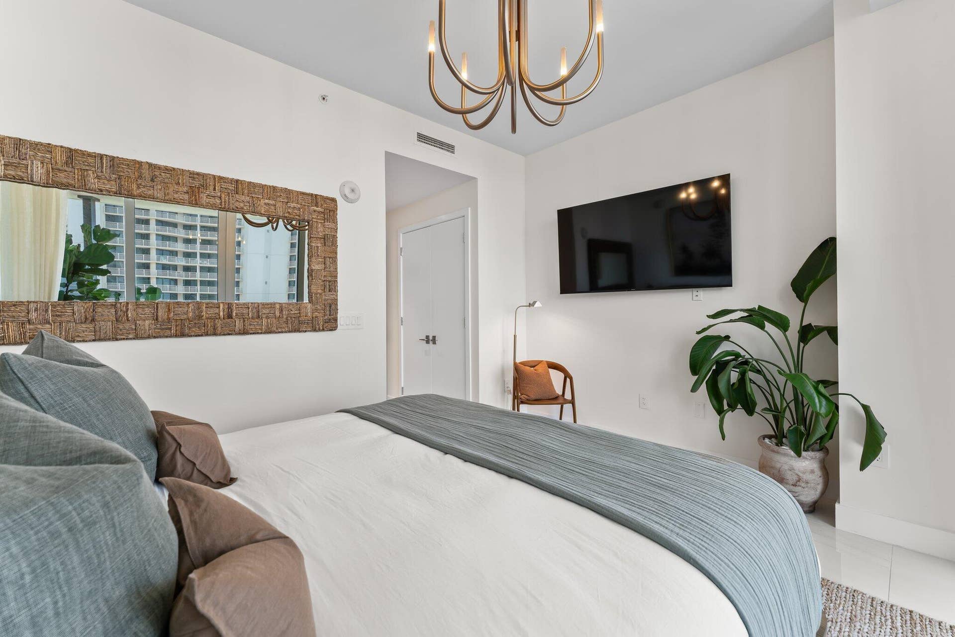 039-3100NOceanDr-1006-SingerIsland-SMALL