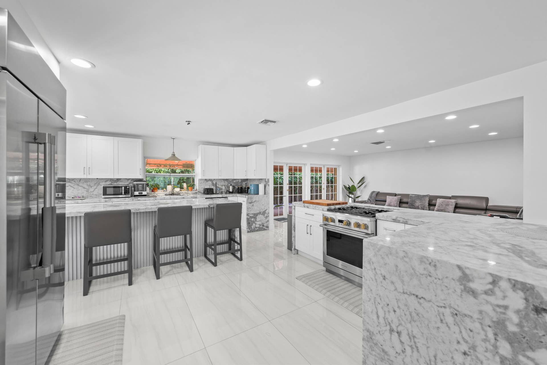 3531 NE 30th Avenue, Lighthouse Point, FL 33064 3531 Northeast 30th Ave - 18.jpg-FULL