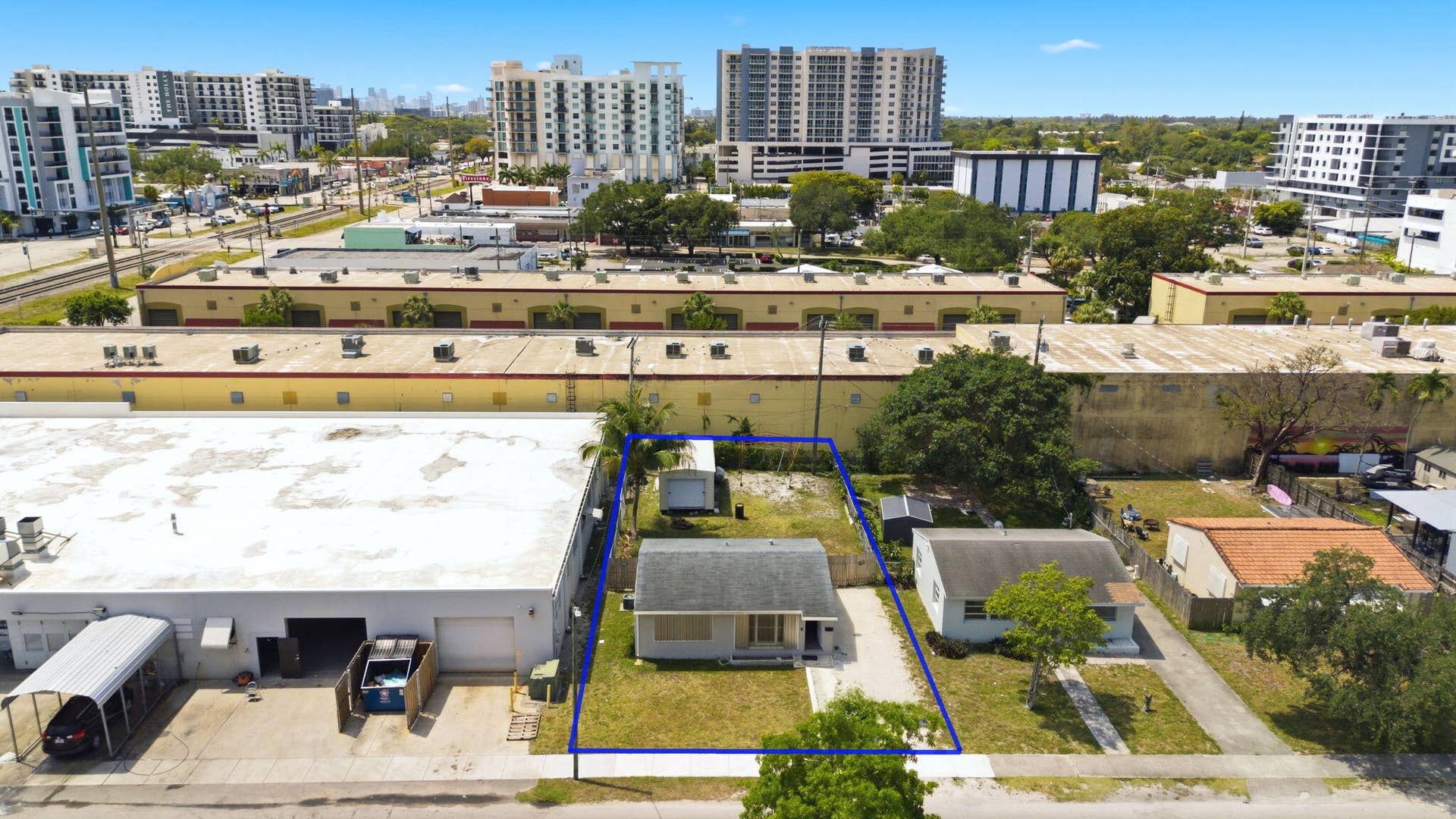 2120 Taylor Street, Hollywood, FL 33020 25-web-or-mls-DJI_0020