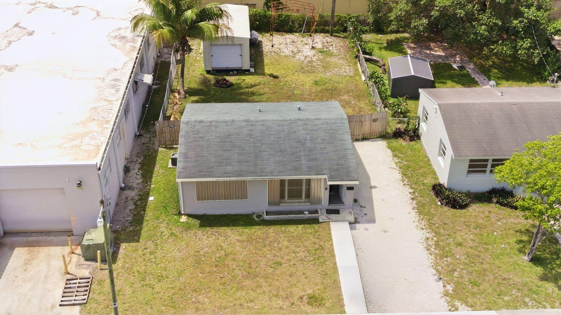 2120 Taylor Street, Hollywood, FL 33020 24-web-or-mls-DJI_0011