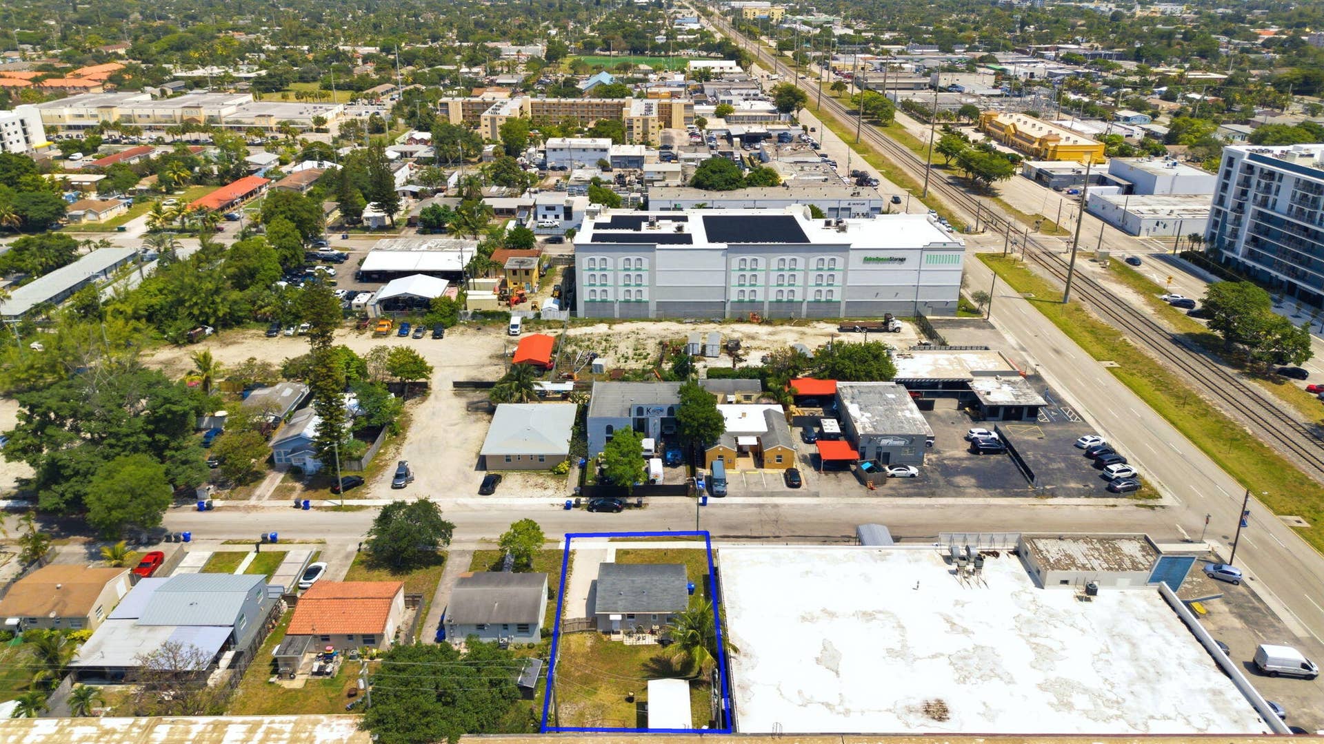 2120 Taylor Street, Hollywood, FL 33020 27-web-or-mls-DJI_0035