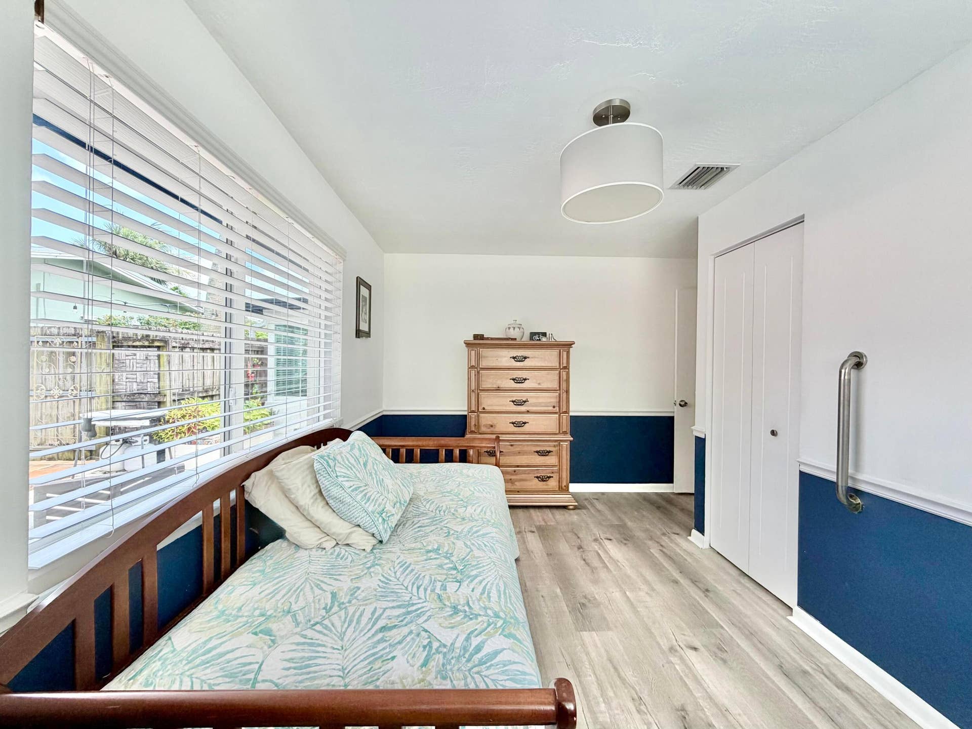 917 NE 18th Street, Fort Lauderdale, FL 33305 IMG_1473