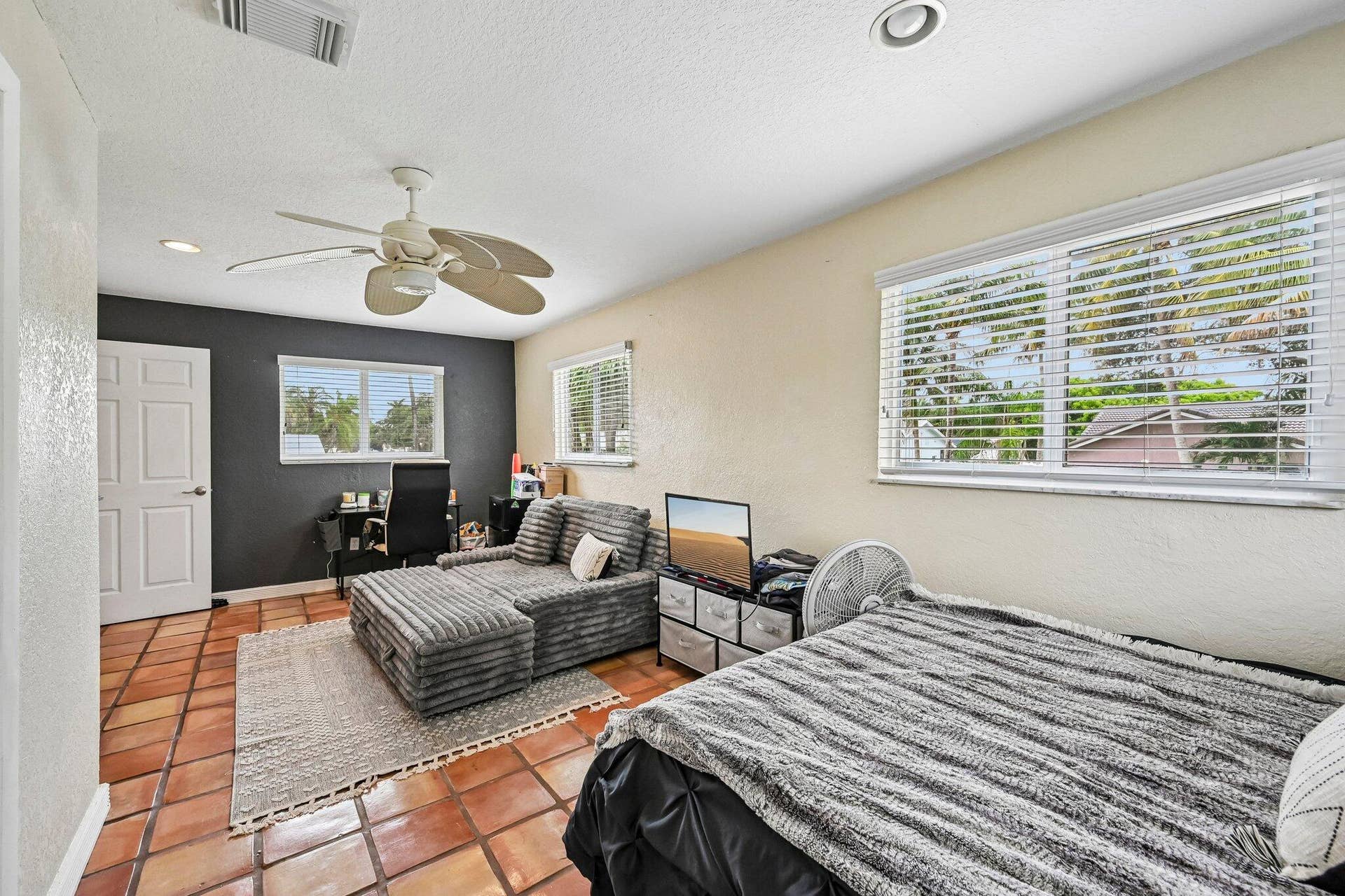 1232 NW 14th Street, Boca Raton, FL 33486 19-web-or-mls-NW 14th St-S2805-019