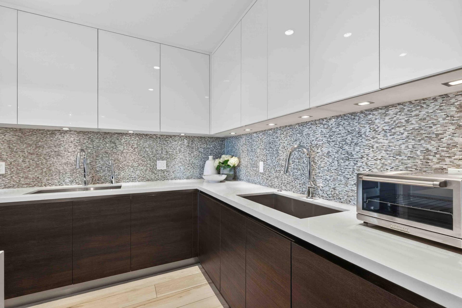 155 E Boca Raton Road, #611, Boca Raton, FL 33432 Kitchen with 2 Dishwashers and 2 Sinks
