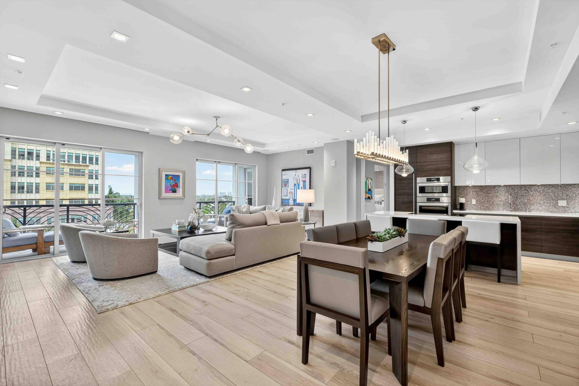 155 E Boca Raton Road, #611, Boca Raton, FL 33432 Living Room/Dining Area