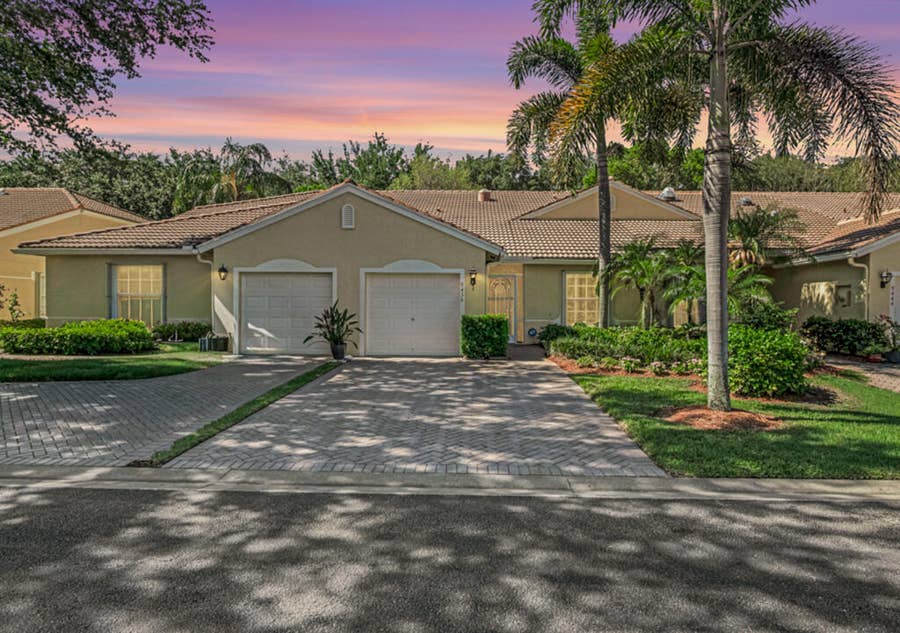 Property photo for 9436 Swansea Lane, West Palm Beach, FL