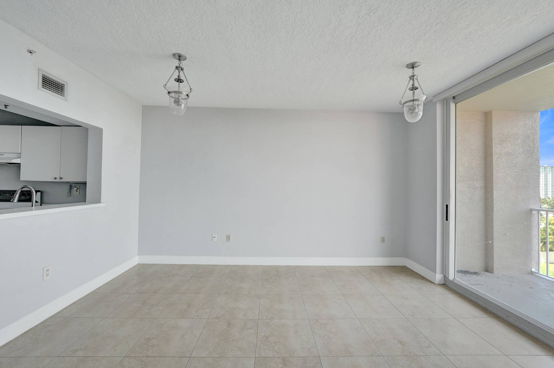 3020 NE 32nd Avenue, #807, Fort Lauderdale, FL 33308 DSC07458