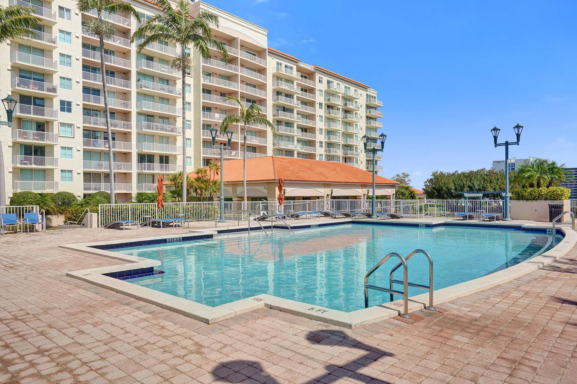 3020 NE 32nd Avenue, #807, Fort Lauderdale, FL 33308 ROY06740