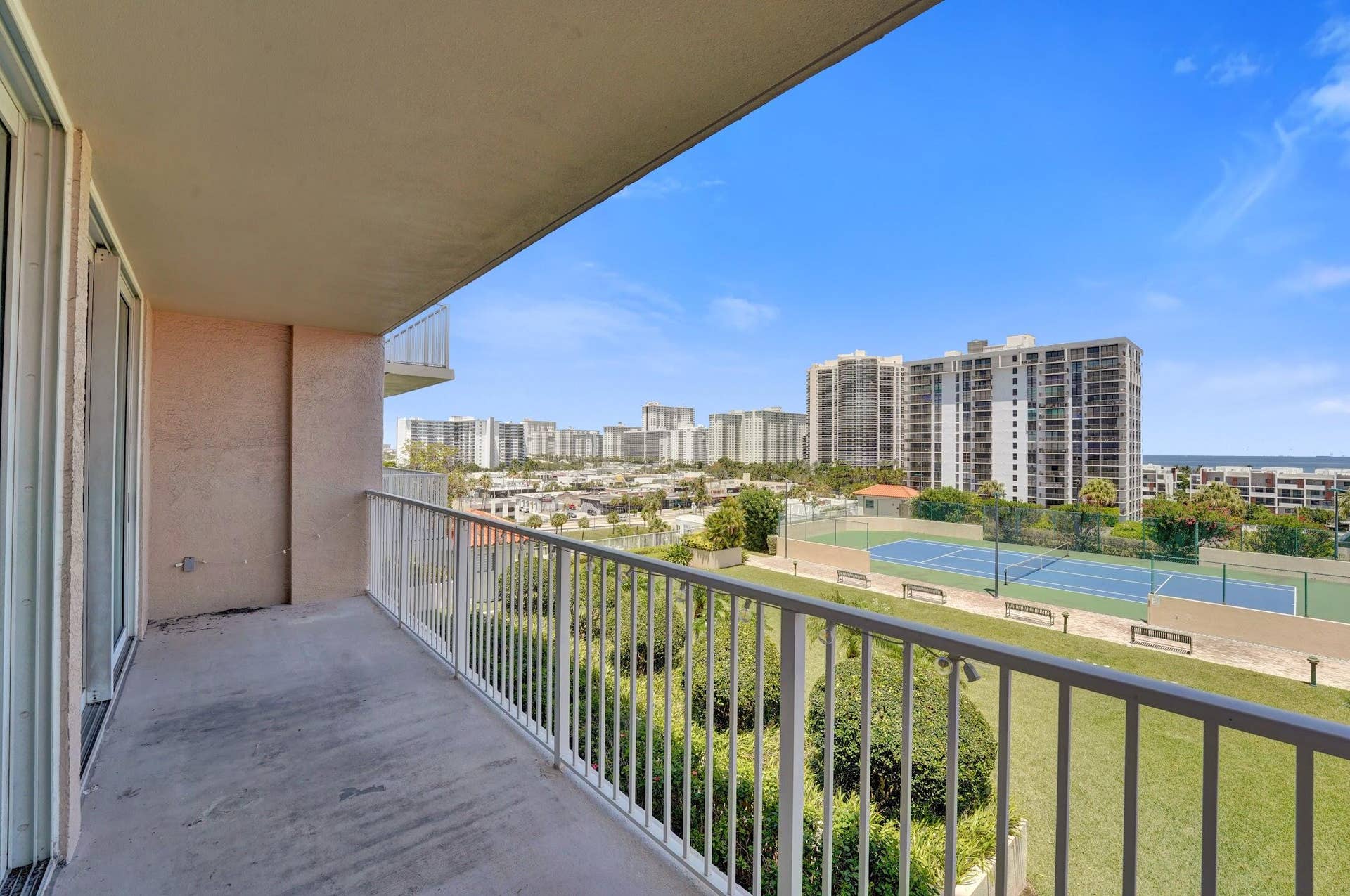 3020 NE 32nd Avenue, #807, Fort Lauderdale, FL 33308 DSC07509