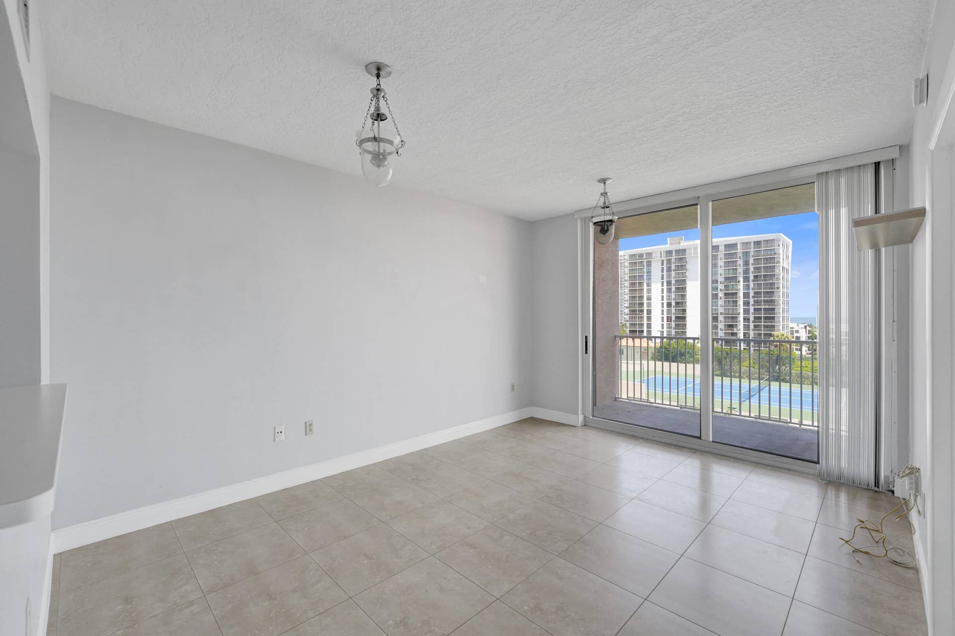 3020 NE 32nd Avenue, #807, Fort Lauderdale, FL 33308 DSC07455