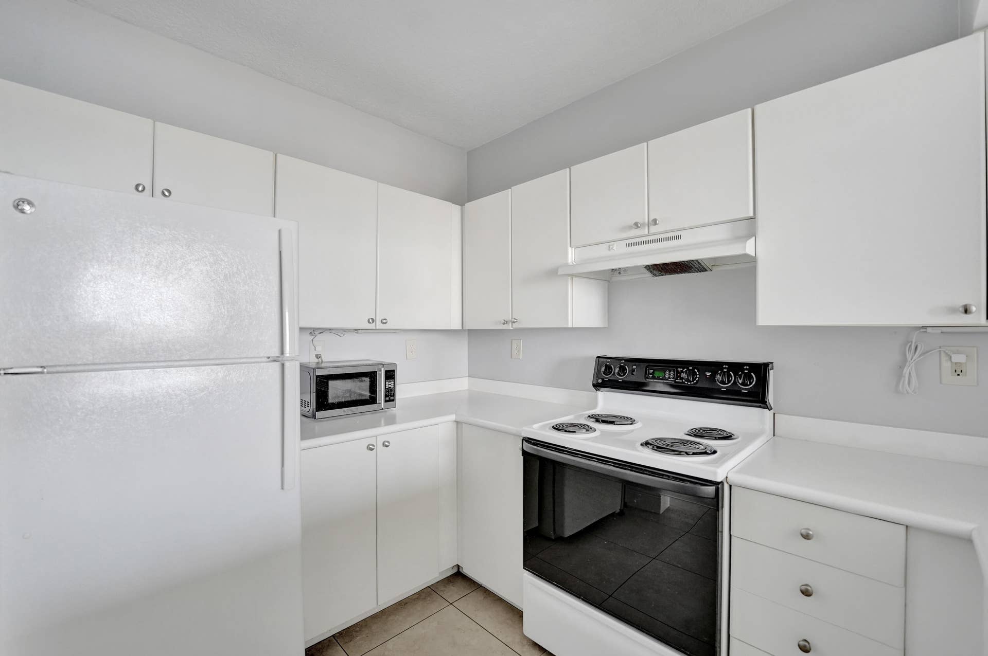3020 NE 32nd Avenue, #807, Fort Lauderdale, FL 33308 DSC07437