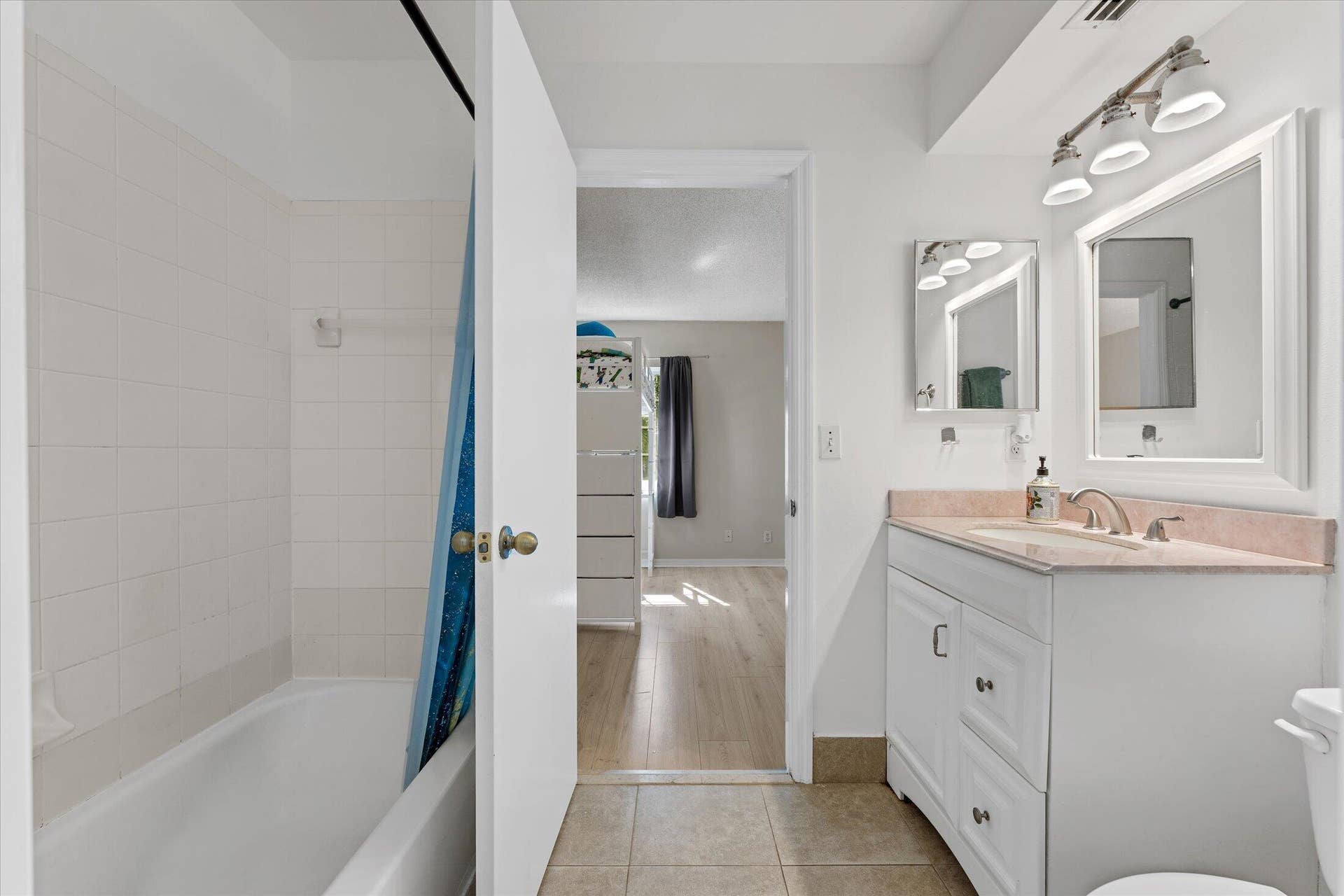 22-2264 Salerno Cir, Weston-25