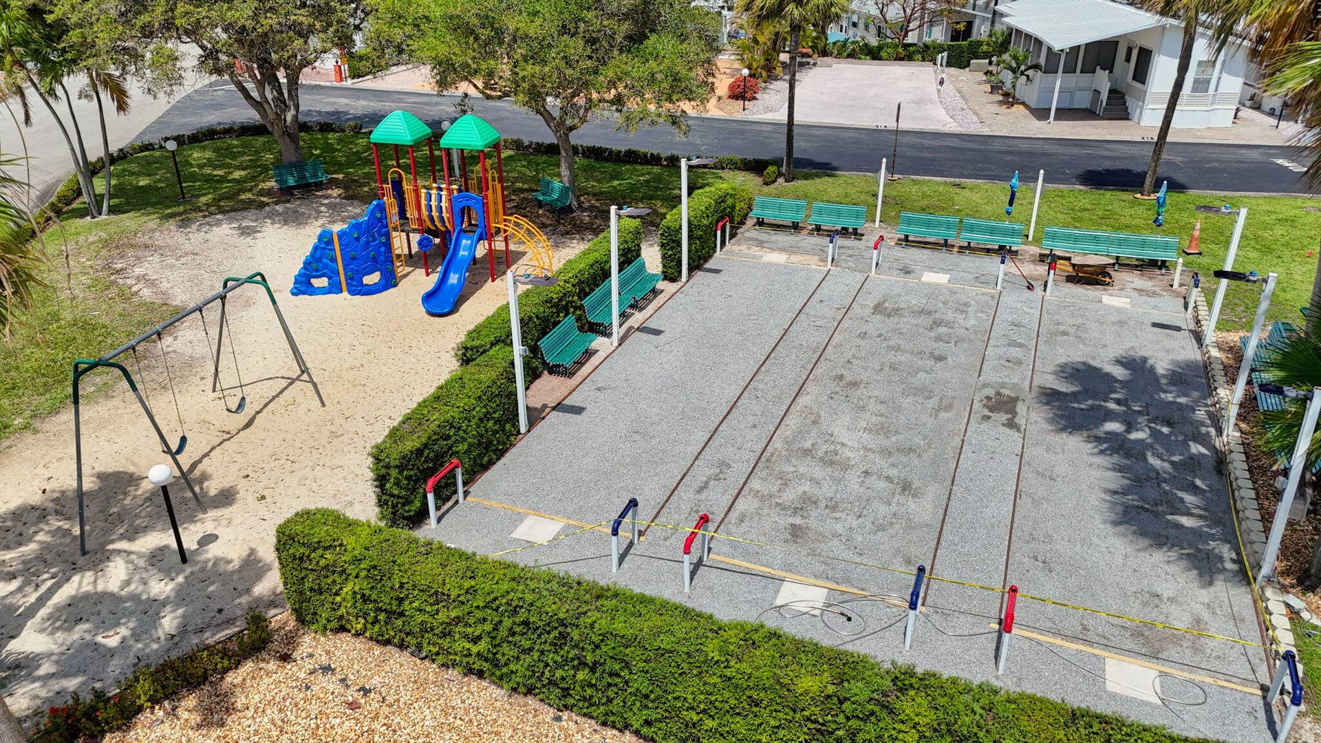 playground, shuffe