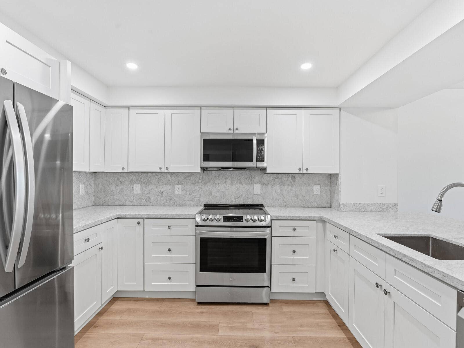 Kitchen 4