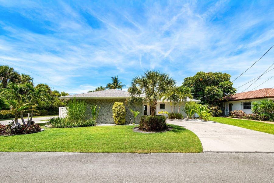 Property photo for 106 Periwinkle Drive, Hypoluxo, FL