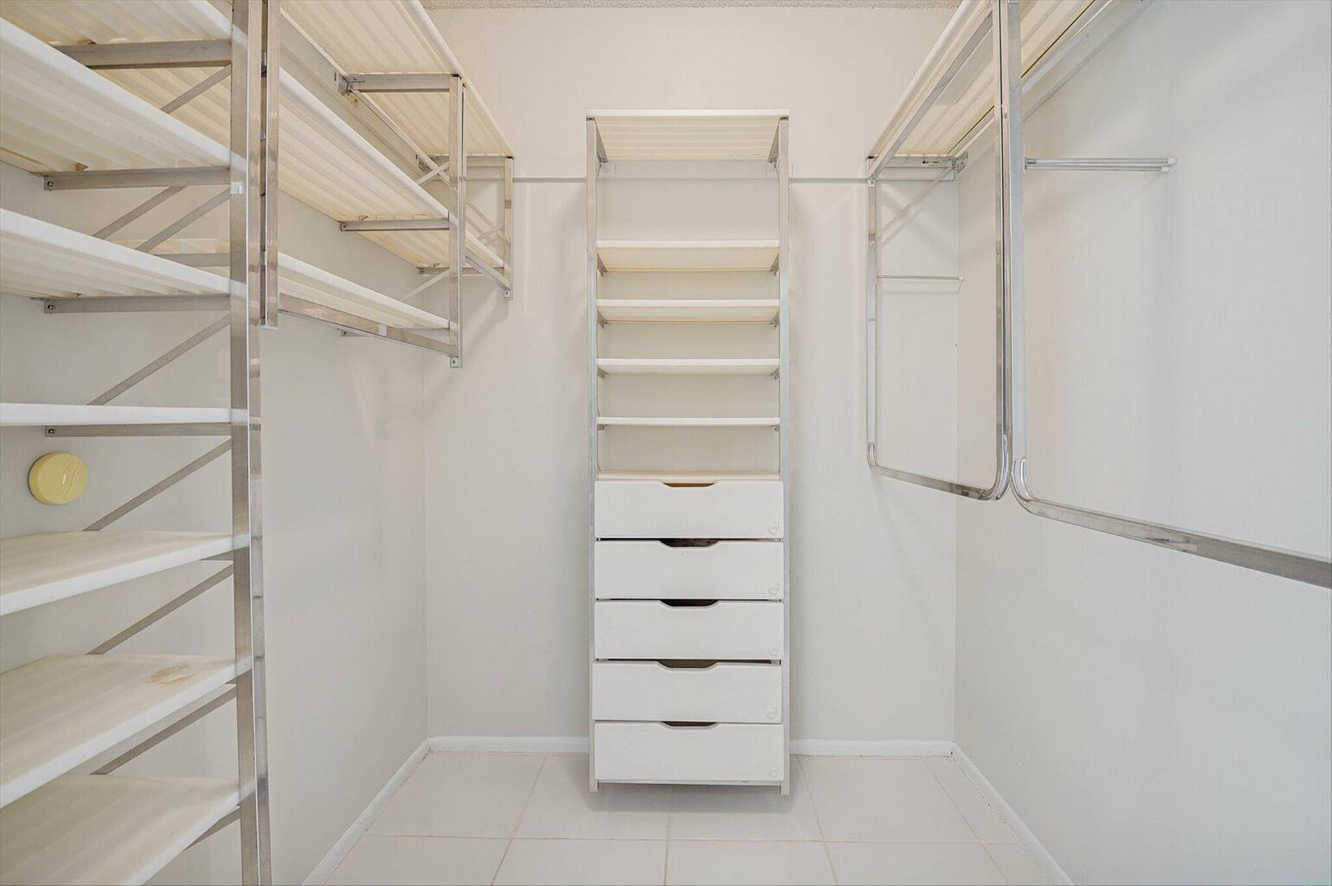 804 Cypress Grove Lane, #104, Pompano Beach, FL 33069 08-Cowan-804 Cypress Cove Ln #104-8