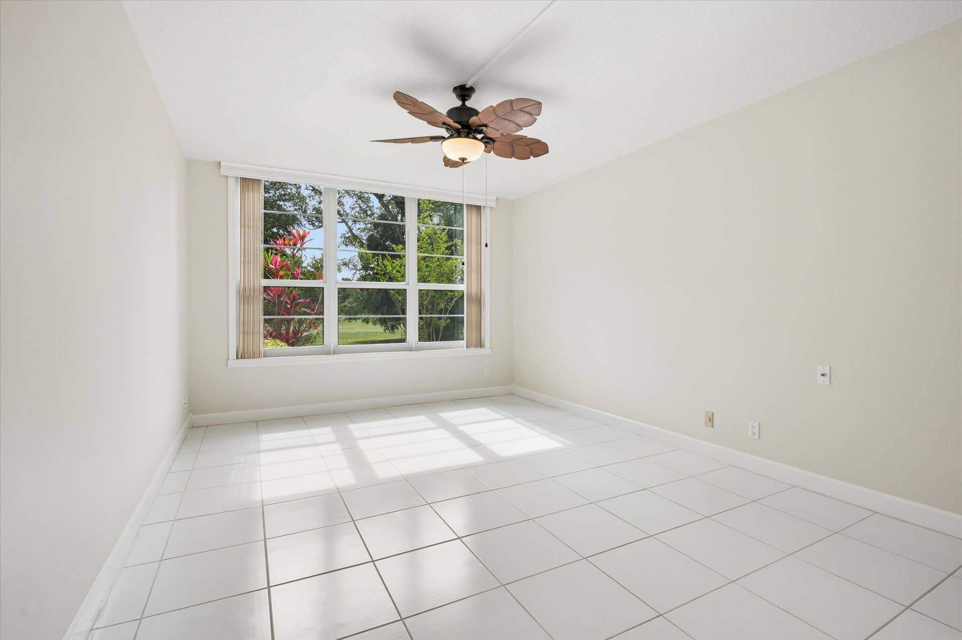 804 Cypress Grove Lane, #104, Pompano Beach, FL 33069 06-Cowan-804 Cypress Cove Ln #104-6