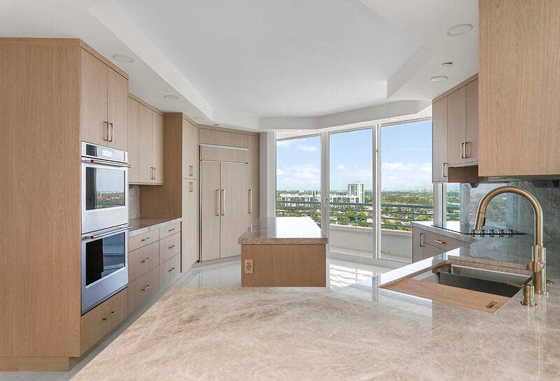 1700 S Ocean Boulevard, #15c, Lauderdale By The Sea, FL 33062 Kitchen