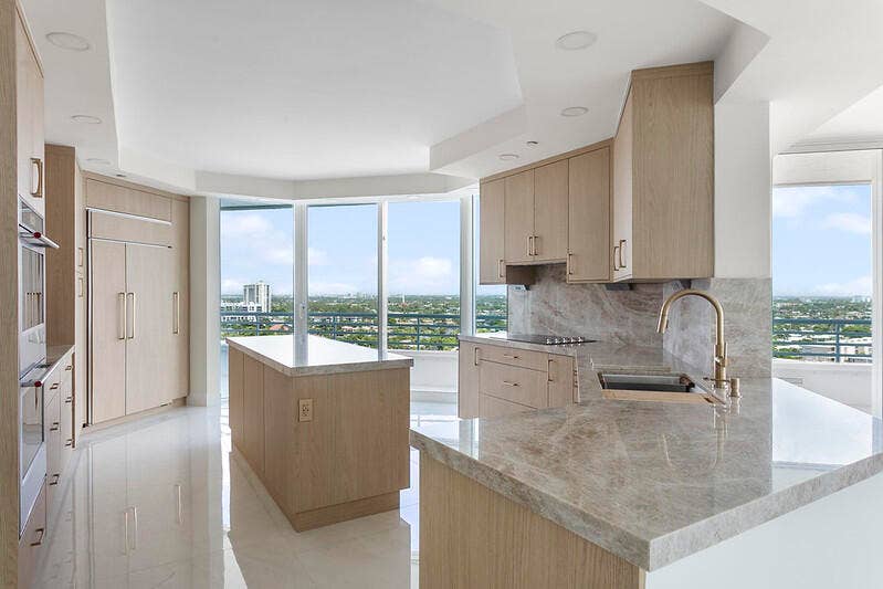 1700 S Ocean Boulevard, #15c, Lauderdale By The Sea, FL 33062 Kitchen