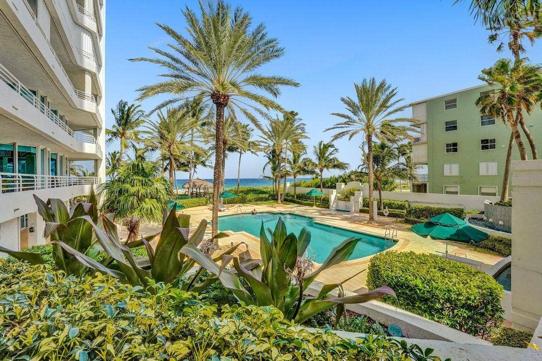 1700 S Ocean Boulevard, #15c, Lauderdale By The Sea, FL 33062 Pool Area
