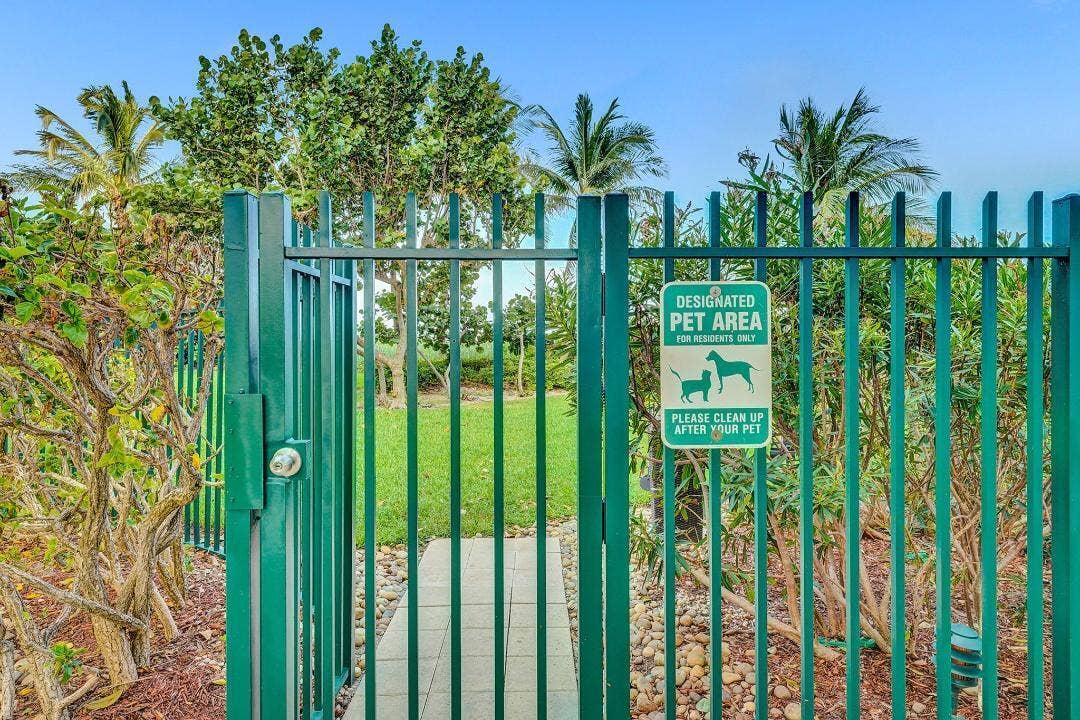 1700 S Ocean Boulevard, #15c, Lauderdale By The Sea, FL 33062 Pet Park