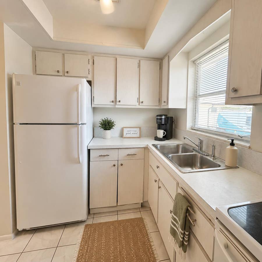 Property photo for 2911 Ashley Dr, #J, West Palm Beach, FL
