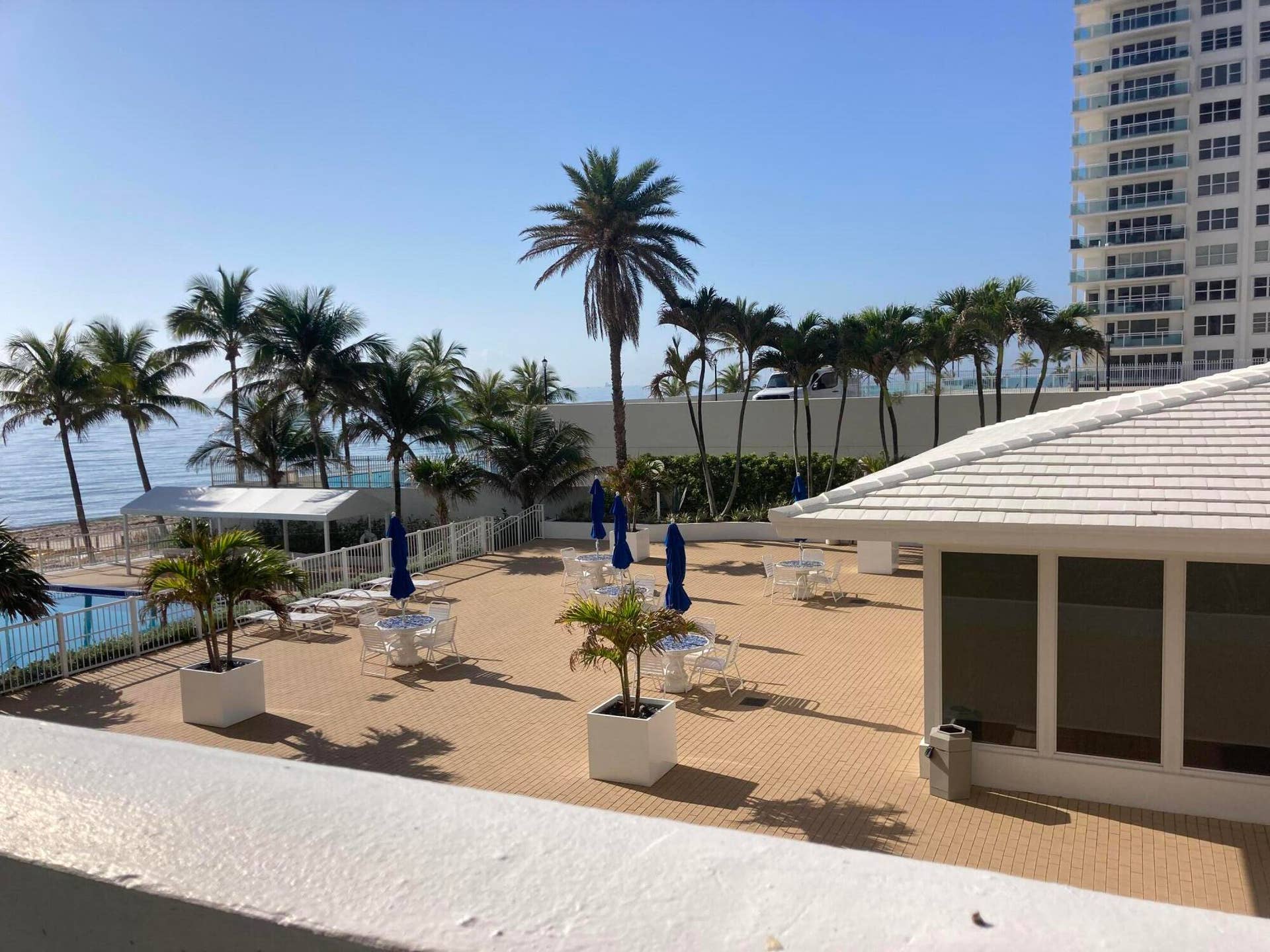 4010 Galt Ocean Drive, #Apt 206, Fort Lauderdale, FL 33308 os 206 patio view