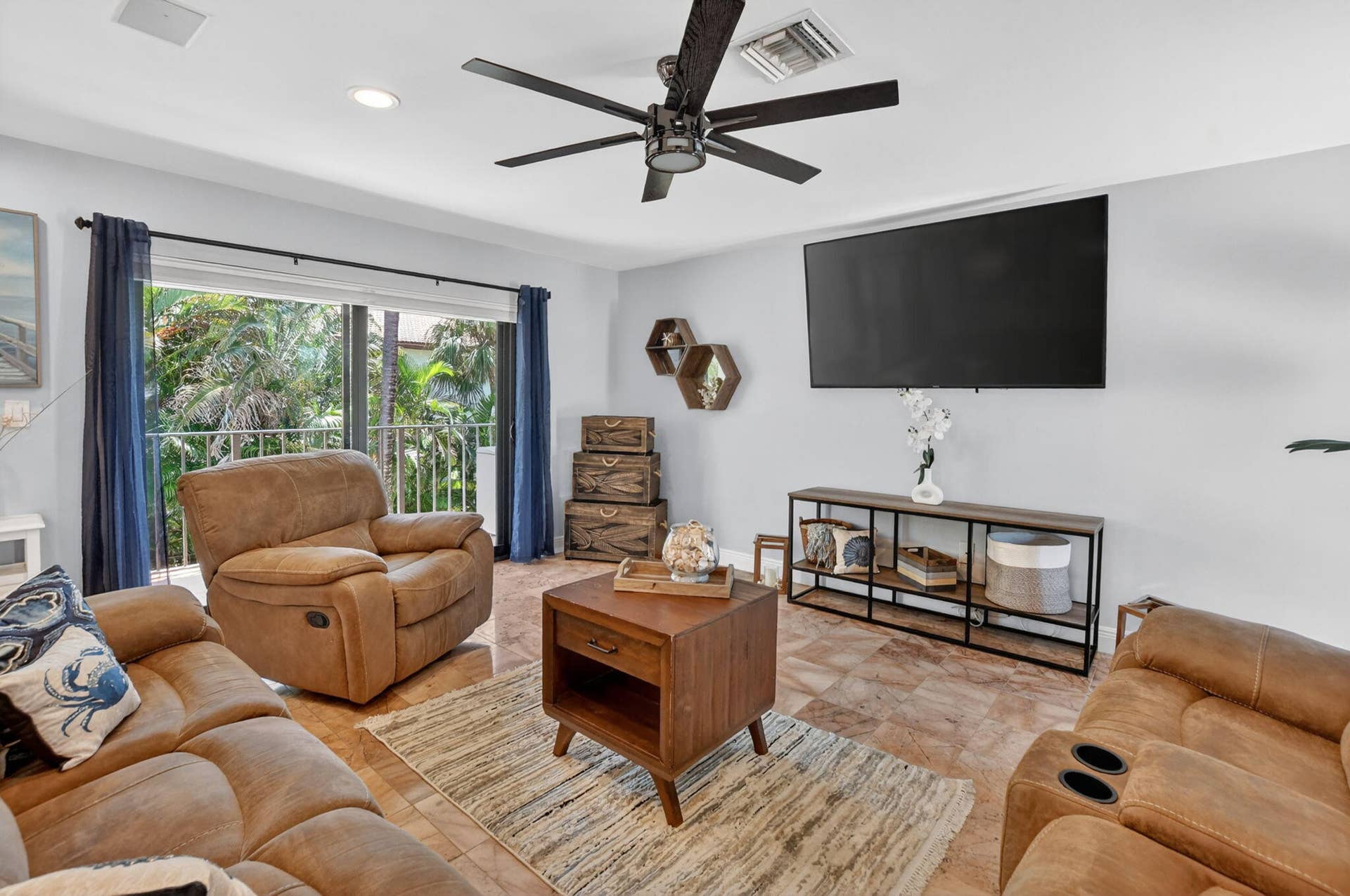 10 Living Room