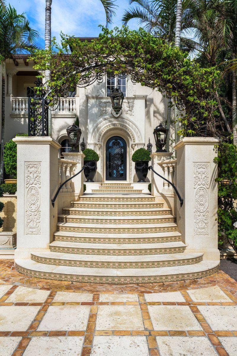 1131 Hillsboro Mile, Hillsboro Beach, FL 33062 Prestigious first impression Front entrance.